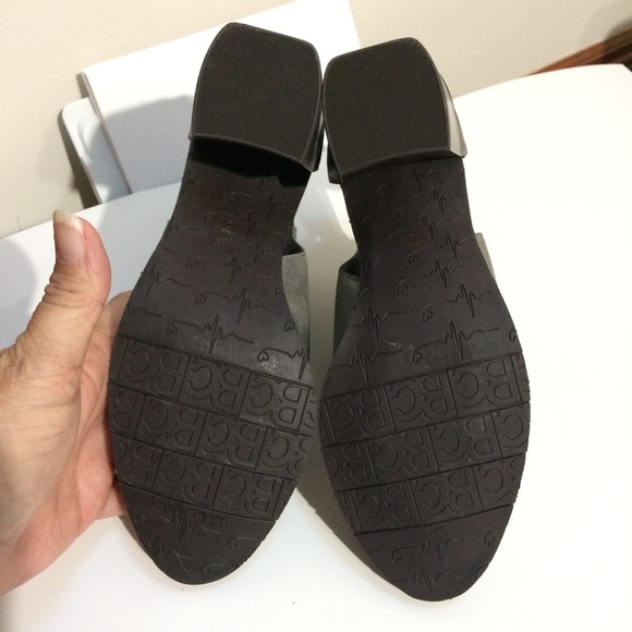 BC Born in California Metallic Cutout Ankle Bootie - Picture 8 of 12